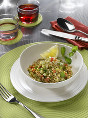 assiette de taboulé (tabbouleh) version diététique