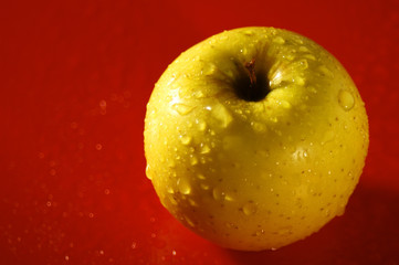 Yellow apple