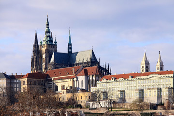 Fototapeta premium The winter Prague's gothic Castle above the River Vltava