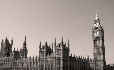Fototapeta na wymiar Big Ben i Houses of Parliament w południe, Londyn.
