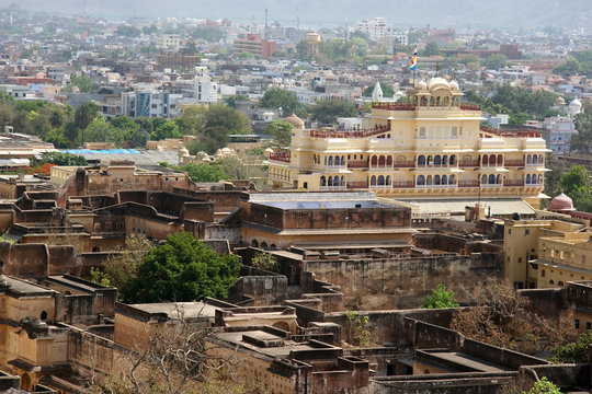 Jaipur City Palace view from Ishwar Lat minaret, India