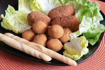 Mixed plate of fried appetizers