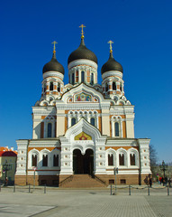 Fototapeta na wymiar Orthodox ul. Aleksandra Newskiego w Tallinie