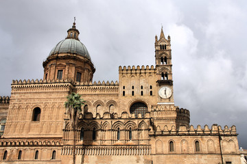 Fototapeta na wymiar Katedra w Palermo, Sycylia, Włochy