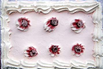 White cake
