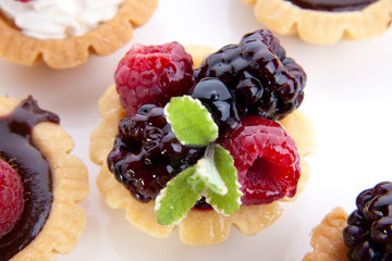 Fruit petite cakes