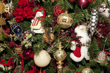 Snowman and Santa Claus on Tree