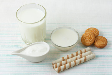 Dairy products and cookies
