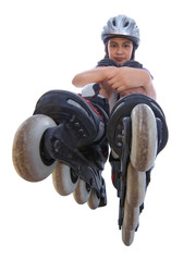 junges Mädchen mit Inlineskates und Helm freigestellt auf weißem Hintergrund