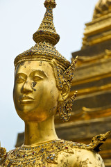 golden statue