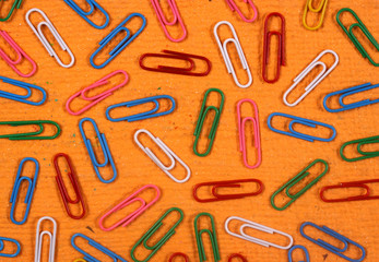 Color paper clips