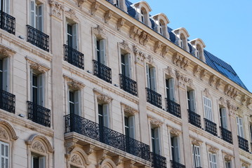 façade de caractere