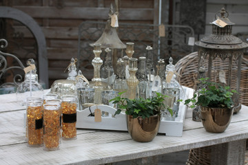 Home decorating articles