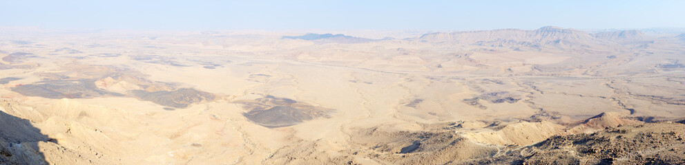 Fototapeta na wymiar Panorama Makhtesh Ramon