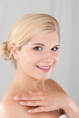Naklejka premium Beautiful woman with pure healthy skin