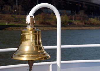 Messingglocke