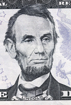 Portrait linkoln on five American dollars