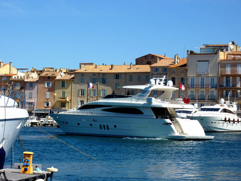 Yacht leaving of Saint-Tropez port, France