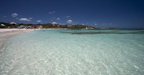 Antigua, Long bay