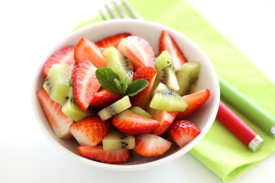 strawberry kiwi salad