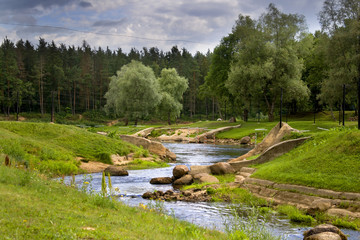 Fototapeta na wymiar Lato park w Valmiera