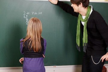 Lehrer in der Grundschule
