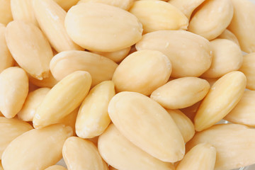 Yellow nuts