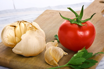 Tomato and garlic