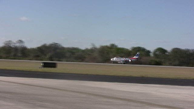 Jetfighter landing