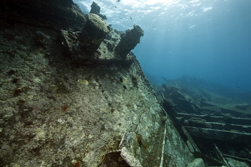 Fototapeta na wymiar Wrak niemieckiego frachtowca Kormoran - zatonął w 1984 Tiran