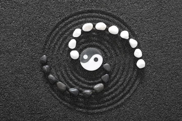 Papier Peint photo Zen jardin zen avec yin et yang