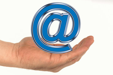 Offene Hand mit Symbol Email Handzeichen