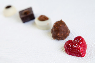 Different candies in a row