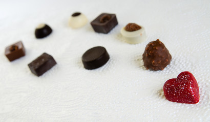 Different candies in a row