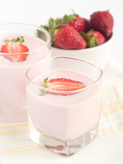 Strawberry yoghurt