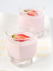 strawberry yoghurt