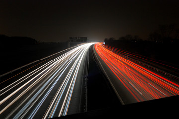 Obraz premium Autobahn bei Nacht