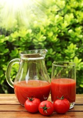 Fototapeta na wymiar Fresh summer tomato drink