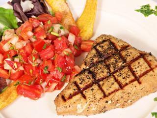 Black Pepper Crusted Tuna Steak