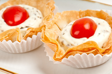 Caprese canape