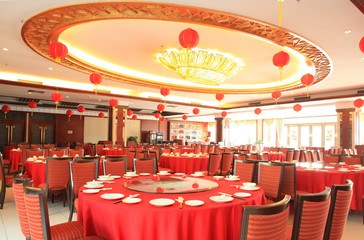 a luxury chinese banqueting hall