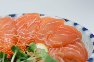 サーモンの刺身盛り