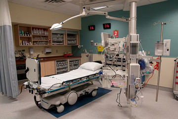 Emergency-trauma unit