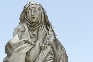 Roma, statua di S. Caterina di Francesco Messina