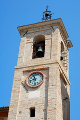 Fototapeta na wymiar Stara wieża cegła