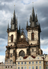 Fototapeta na wymiar Tynsky church in Prague, Czech republic
