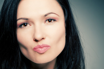 Naklejka premium beautiful causcasian woman studio portrait