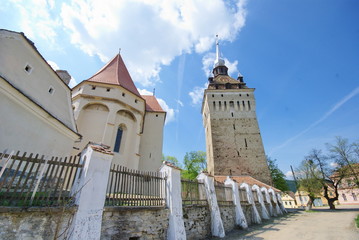 torre e chiesa fortificata