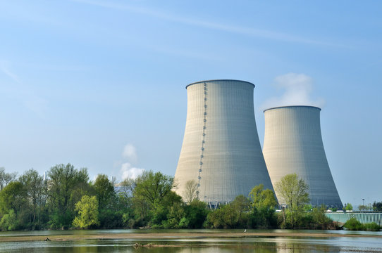 Centrale nucléaire 7