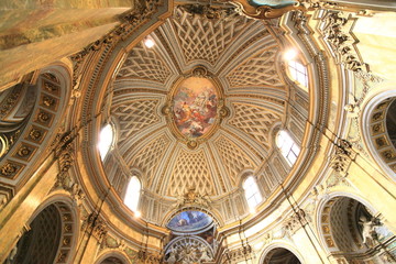Fototapeta na wymiar Dome of cathedral Trinita at Piazza di Spagna in Rome, Italy